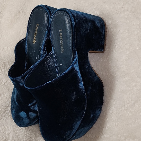 Larroudé Miso Platform Clog in Deepsea Velvet. - Picture 11 of 16